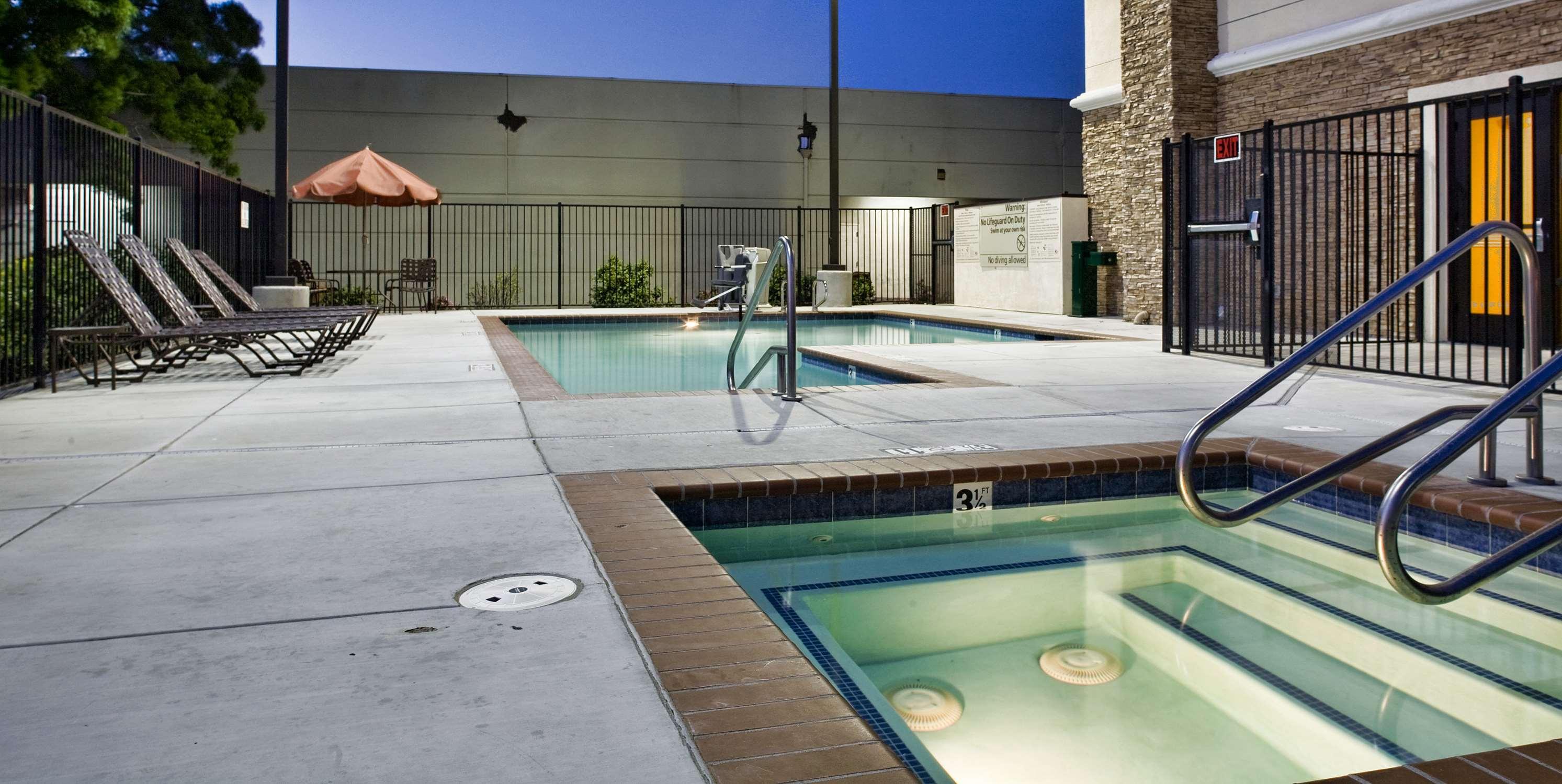 Hotel Hampton By Hilton Brentwood Servizi foto