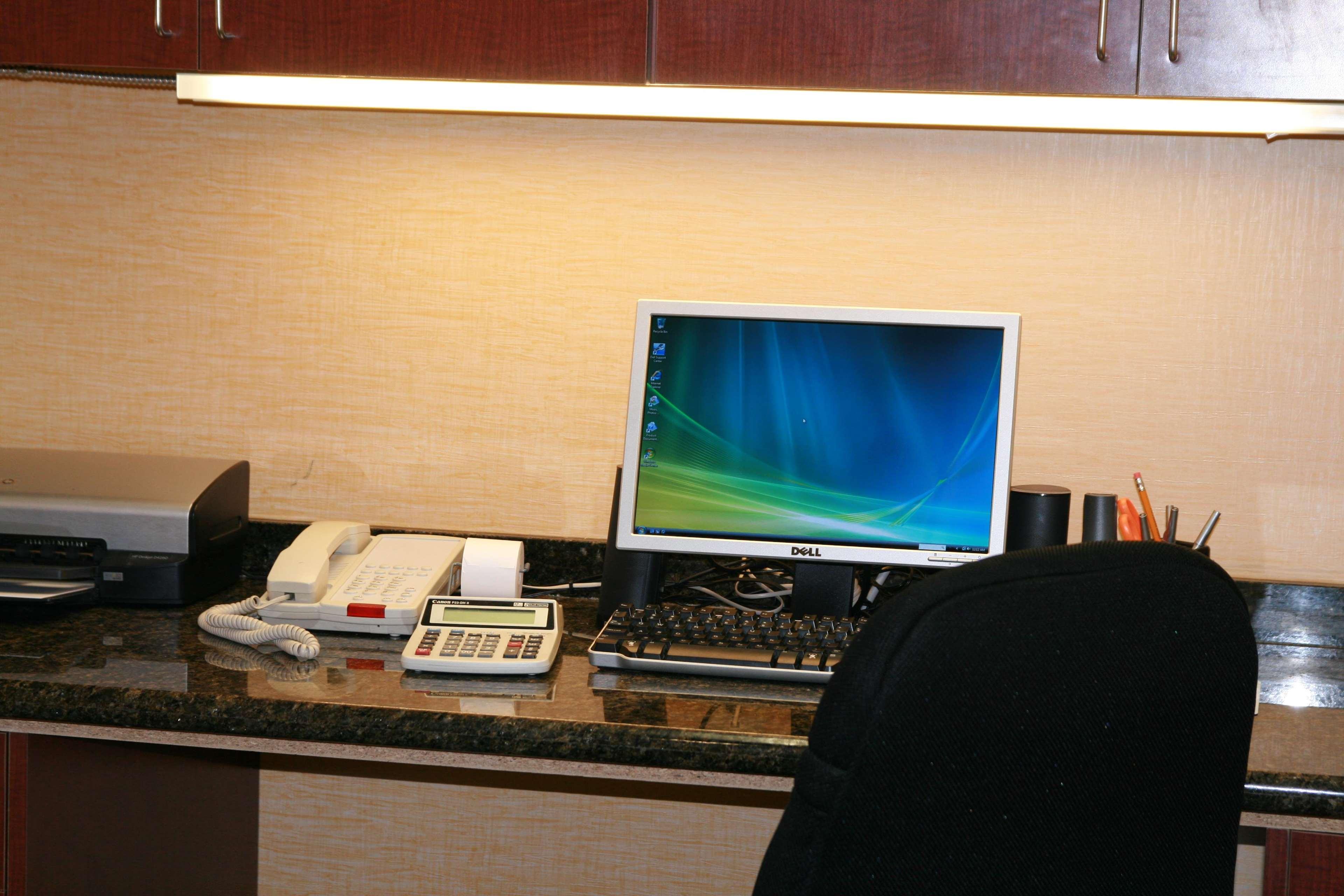Hotel Hampton By Hilton Brentwood Servizi foto