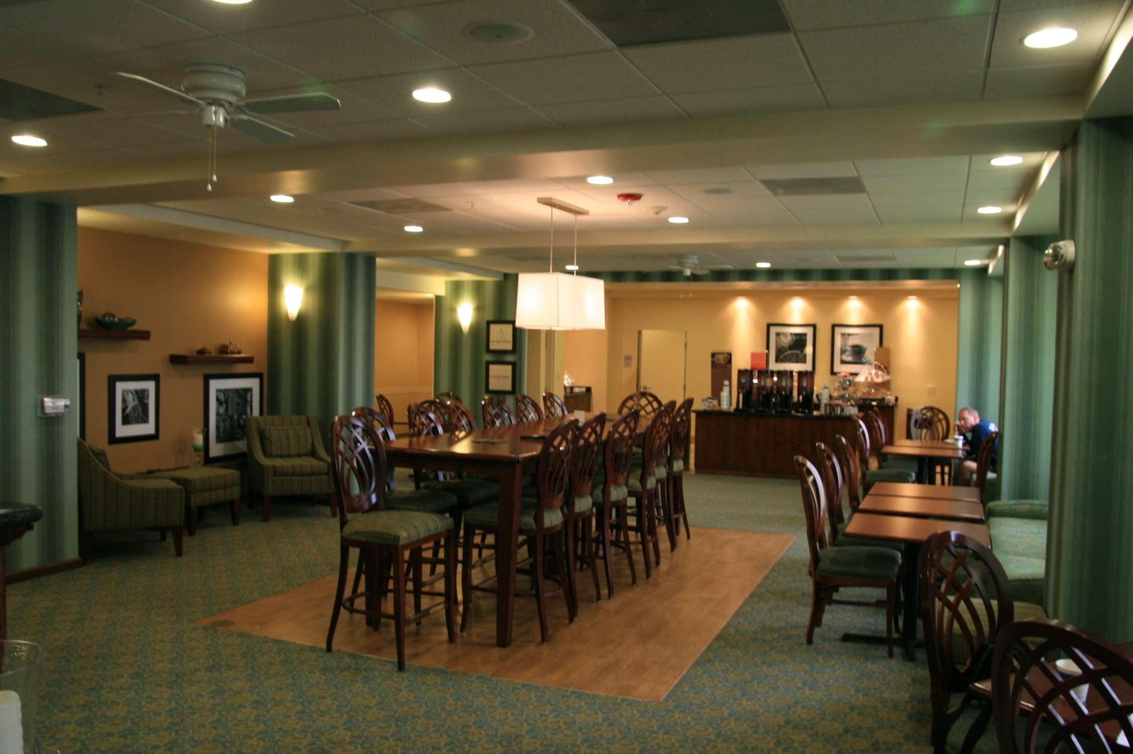 Hotel Hampton By Hilton Brentwood Ristorante foto