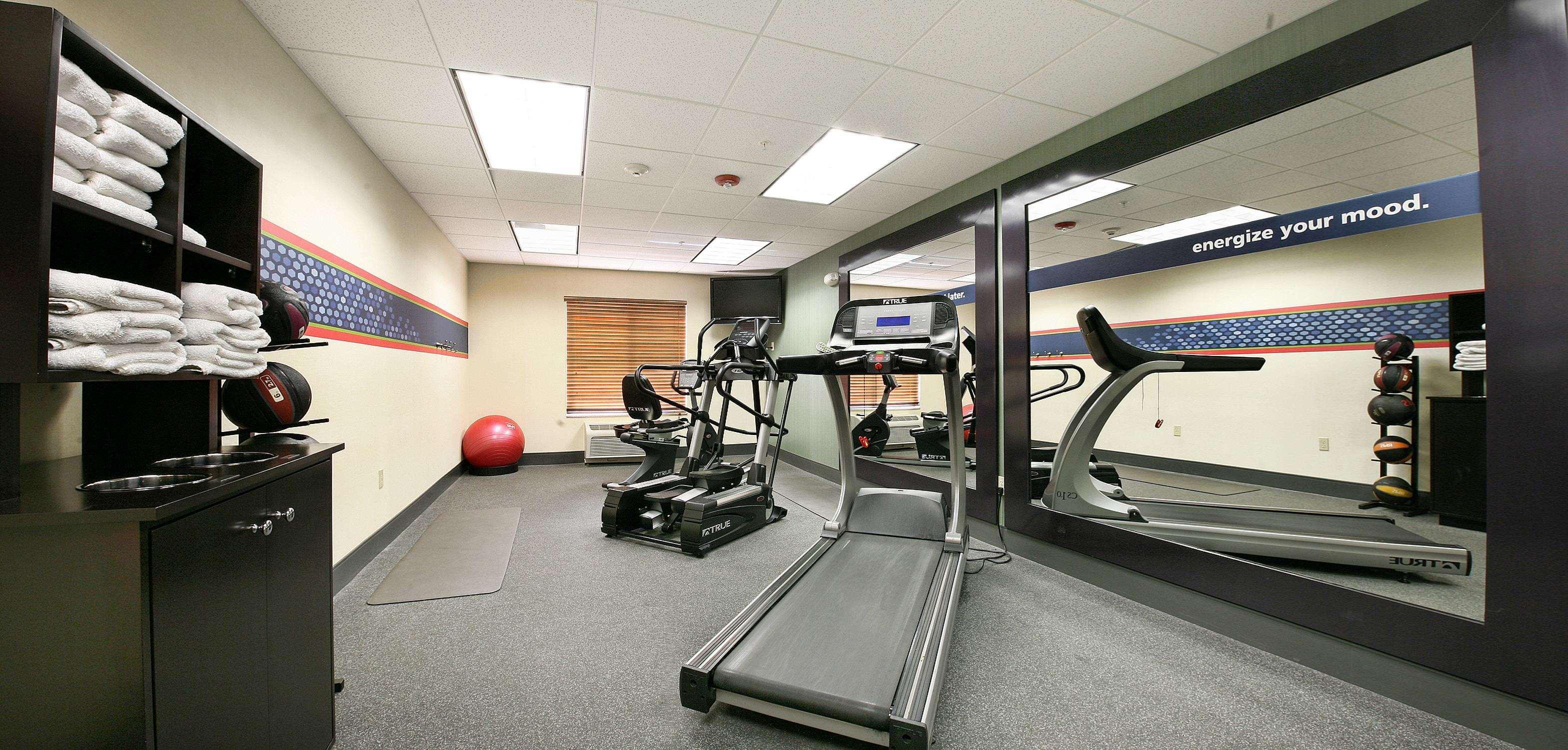 Hotel Hampton By Hilton Brentwood Esterno foto